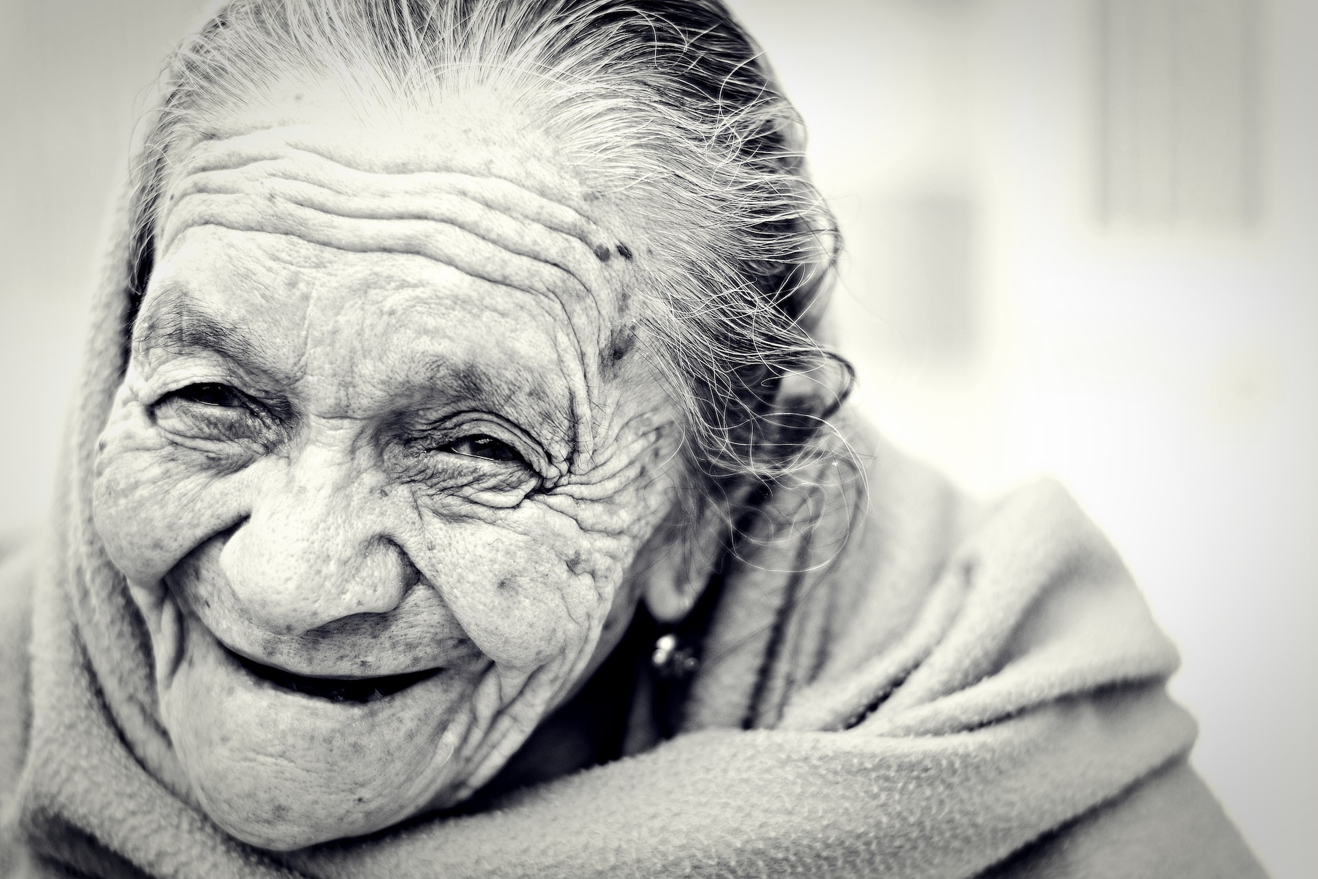 Grand old woman in simple clothes