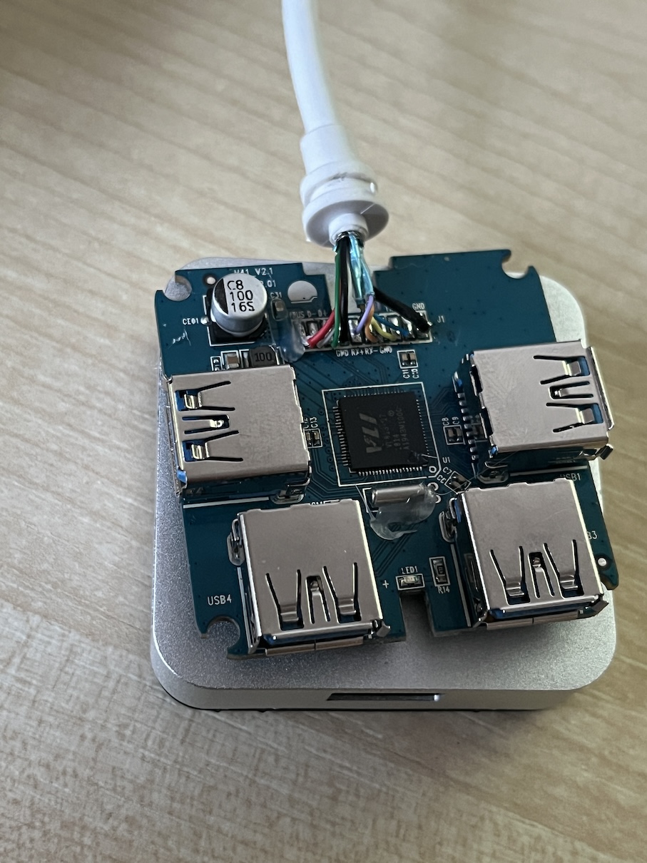 USB hub I-tec internals